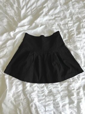 Little black skirt